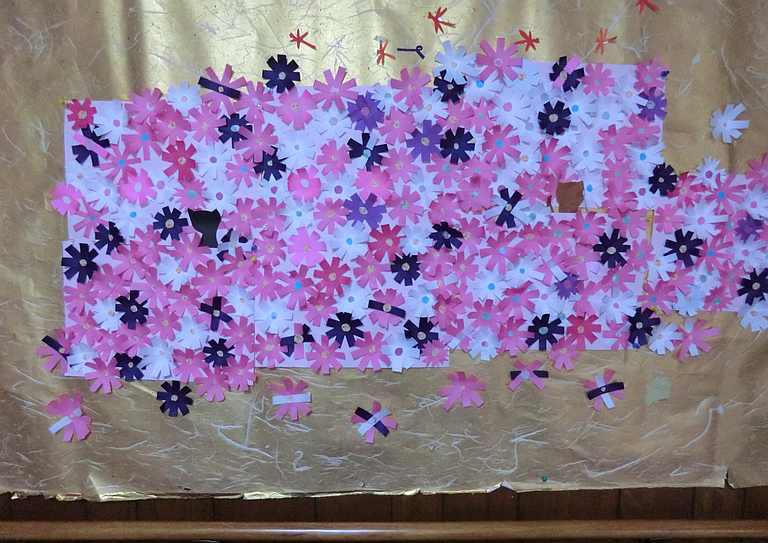 コスモスの壁絵